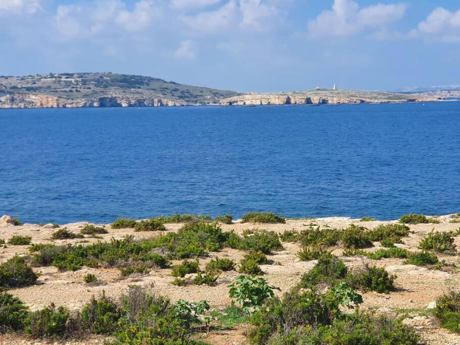 Private Room In A Modern Apartment With Pool And Sea View San Pawl il-Baħar Zewnętrze zdjęcie